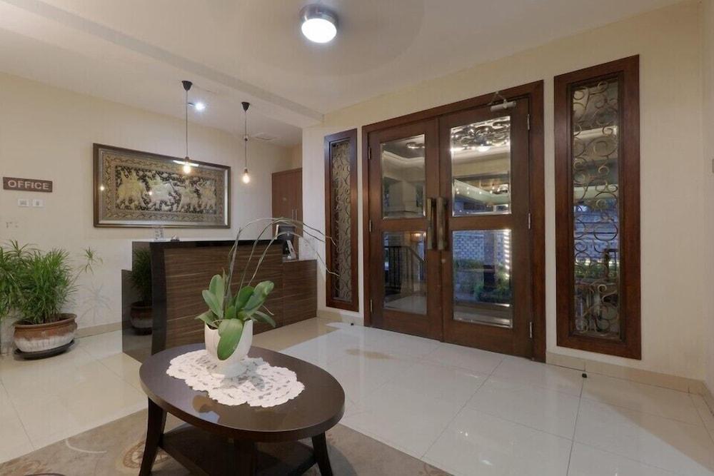 Mutiara Suites Jakarta Exterior photo